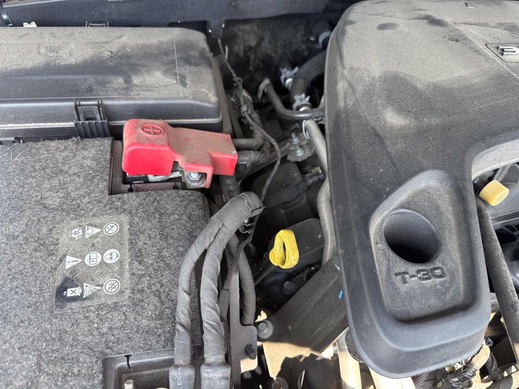 Used 2018 Jeep Wrangler Unlimited Sahara AWD/4WD image 29