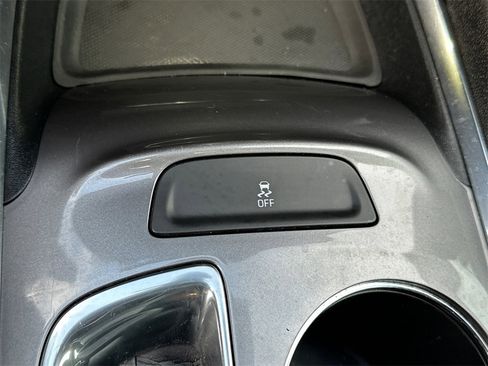 Used 2023 Chevrolet Malibu LT image 24