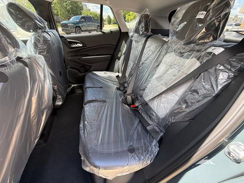New 2026 Chevrolet Trax LS w/ LS Convenience Package FWD image 10