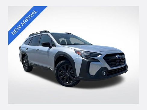 Used 2025 Subaru Outback Onyx Edition XT w/ Popular Package #2 AWD/4WD image 1