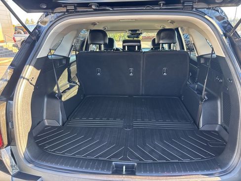 Used 2022 Kia Sorento S image 25