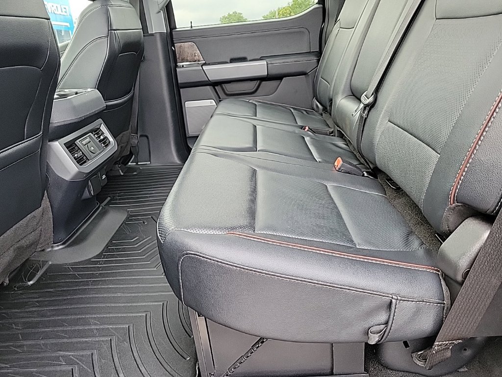 Used 2023 Ford F250 Lariat AWD/4WD image 8