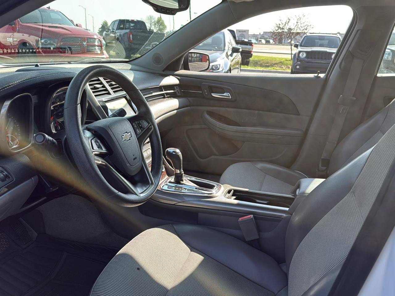 Used 2013 Chevrolet Malibu LT w/ Power Convenience Package FWD image 9