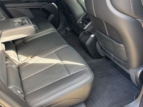 Used 2025 Cadillac Lyriq Luxury image 16