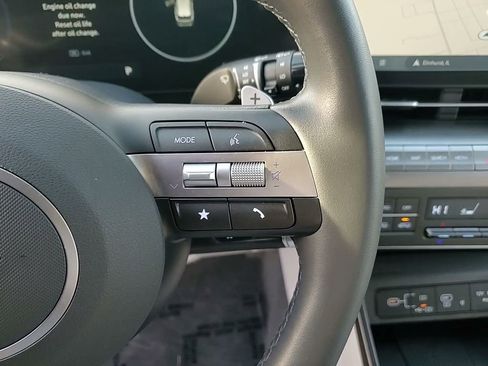 Certified 2024 Hyundai Kona SEL w/ Convenience Package image 18