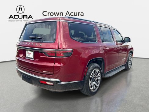Used 2023 Jeep Wagoneer Series II w/ Convenience Group I AWD/4WD image 4