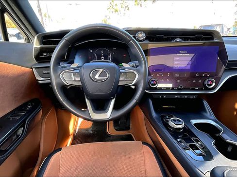 Used 2023 Lexus RZ 450e Premium image 5