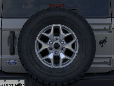 New 2025 Ford Bronco Badlands image 24