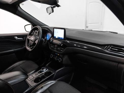 Used 2023 Ford Escape ST-Line image 10