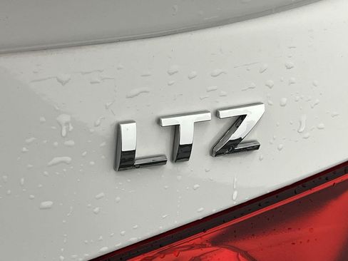 Used 2016 Chevrolet Cruze LTZ w/ Sun, Sound and Sport Package FWD image 30