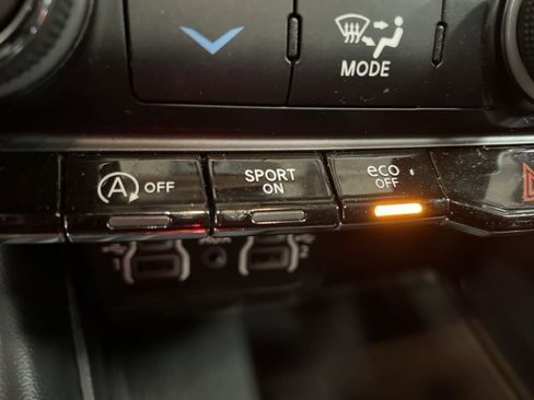 Used 2024 Dodge Durango GT AWD/4WD image 34