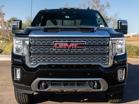 Used 2022 GMC Sierra 3500 Denali w/ Denali Ultimate Package AWD/4WD image 5
