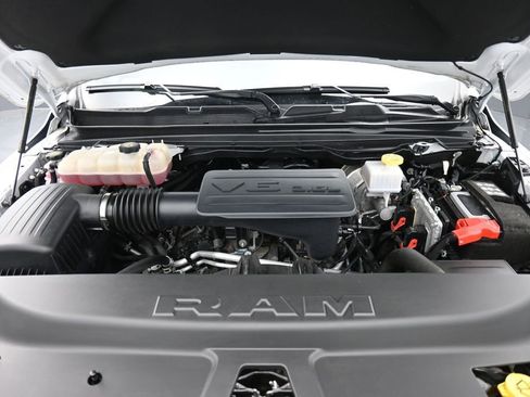 Used 2023 RAM 1500 Big Horn AWD/4WD image 39