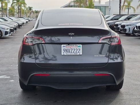 Used 2024 Tesla Model Y Long Range AWD/4WD image 9