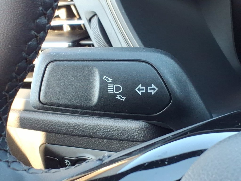 Used 2023 Ford Escape Active AWD/4WD image 24