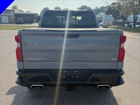 Used 2024 Chevrolet Silverado 1500 LT Trail Boss w/ Convenience Package II AWD/4WD image 5