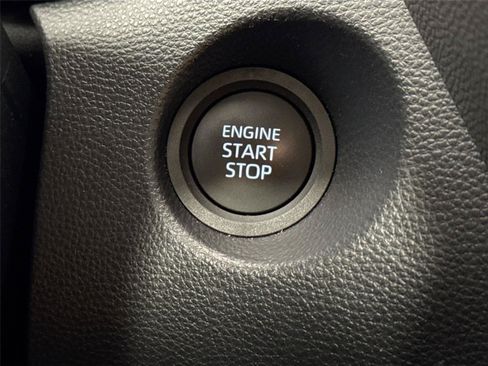 Certified 2026 Toyota Corolla Cross LE FWD image 21