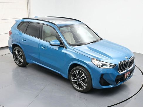 Used 2023 BMW X1 xDrive28i w/ M Sport Package AWD/4WD image 42
