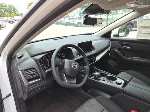 New 2026 Nissan Rogue SV AWD/4WD image 14