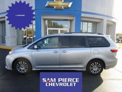 Used 2019 Toyota Sienna XLE