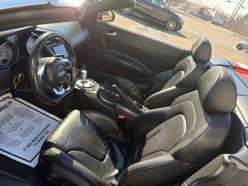 Used 2012 Audi R8 V8 image 15