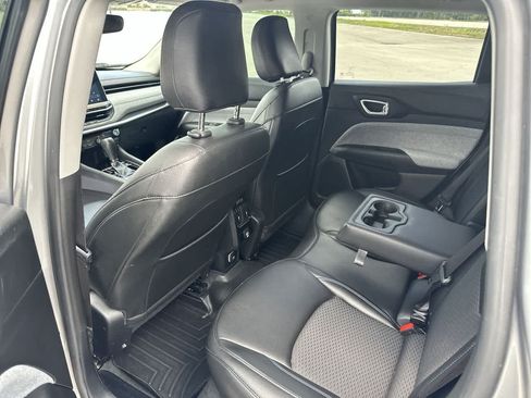 Certified 2022 Jeep Compass Latitude FWD image 19