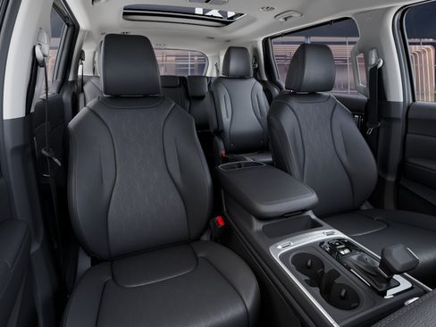 New 2027 Kia Carnival SX w/ Dark Edition Package FWD image 15