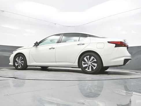 Used 2021 Nissan Altima 2.5 S FWD image 38