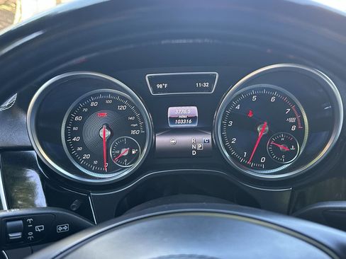 Used 2019 Mercedes-Benz GLS 550 4MATIC image 35