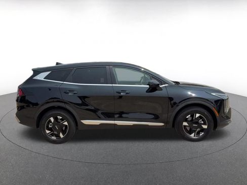 Used 2026 Kia Sportage LX AWD/4WD image 16