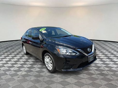 Used 2018 Nissan Sentra SV FWD image 1