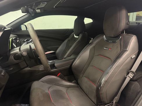 Used 2020 Chevrolet Camaro ZL1 RWD image 11