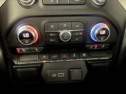 Used 2021 GMC Sierra 1500 SLE AWD/4WD image 36