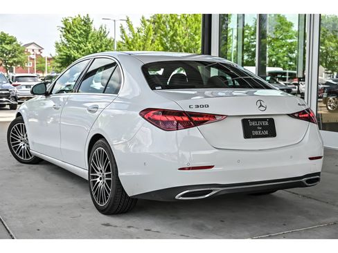 Certified 2022 Mercedes-Benz C 300 4MATIC Sedan image 3