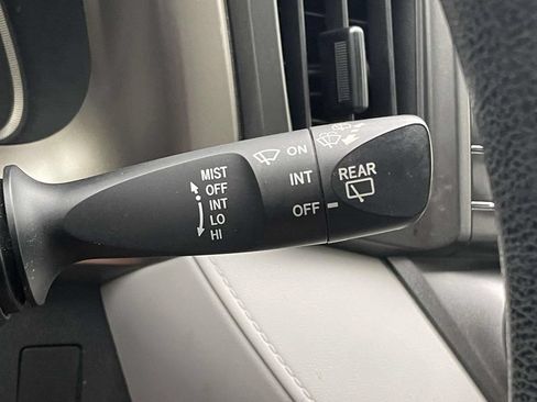 Used 2014 Toyota RAV4 LE FWD image 13