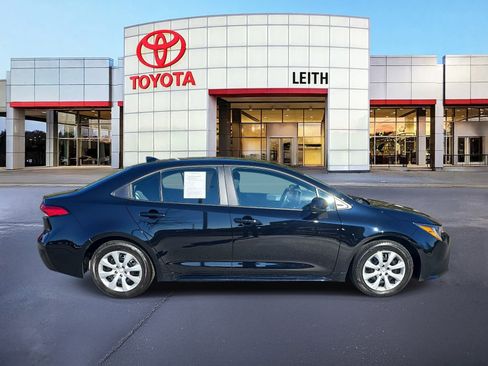 Used 2026 Toyota Corolla LE image 7