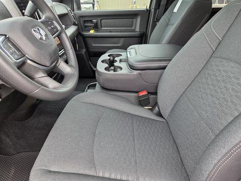 New 2026 RAM 3500 Tradesman AWD/4WD image 24