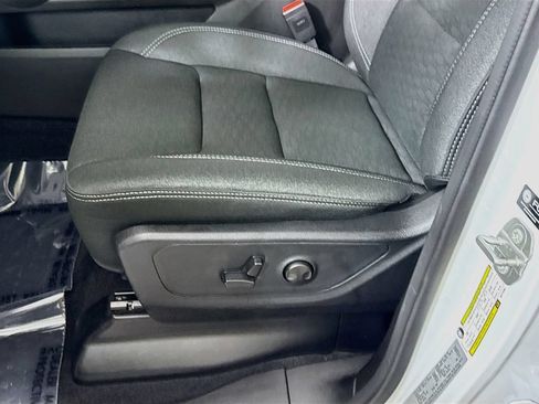 Used 2025 RAM 1500 Big Horn AWD/4WD image 25
