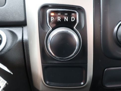 Used 2020 RAM 1500 Classic SLT RWD image 35