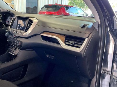 Used 2018 GMC Terrain SLE FWD image 22