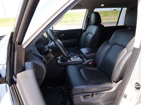 Used 2024 Nissan Armada SV AWD/4WD image 8