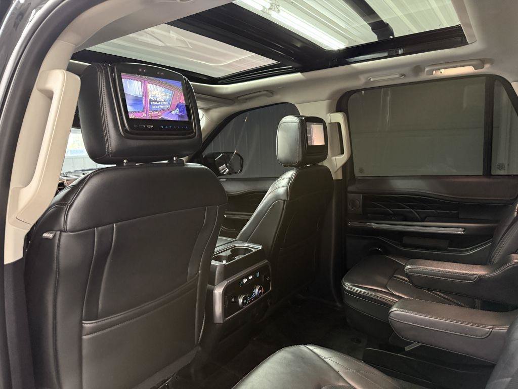 Used 2019 Ford Expedition Max Platinum AWD/4WD image 30