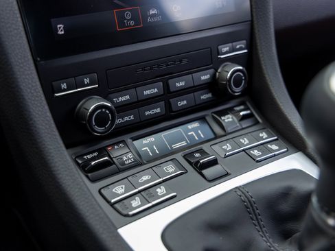 Certified 2025 Porsche 718 Boxster S image 37