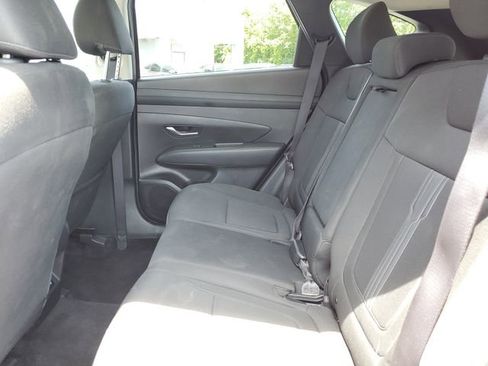 Used 2025 Hyundai Tucson SEL FWD image 23