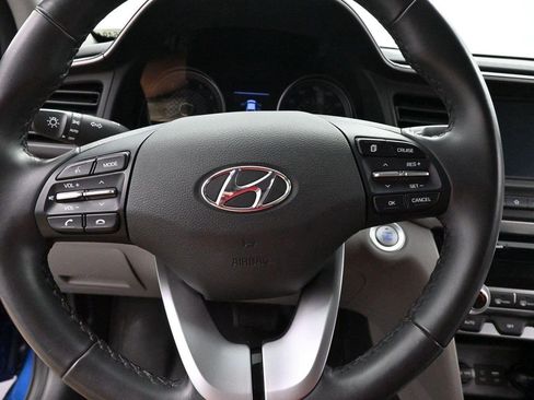 Used 2020 Hyundai Elantra Value Edition FWD image 15