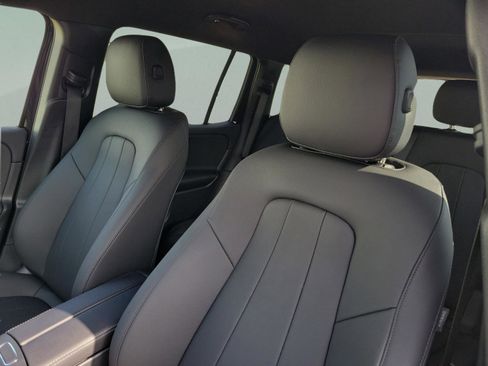 Certified 2025 Mercedes-Benz GLB 250 image 24