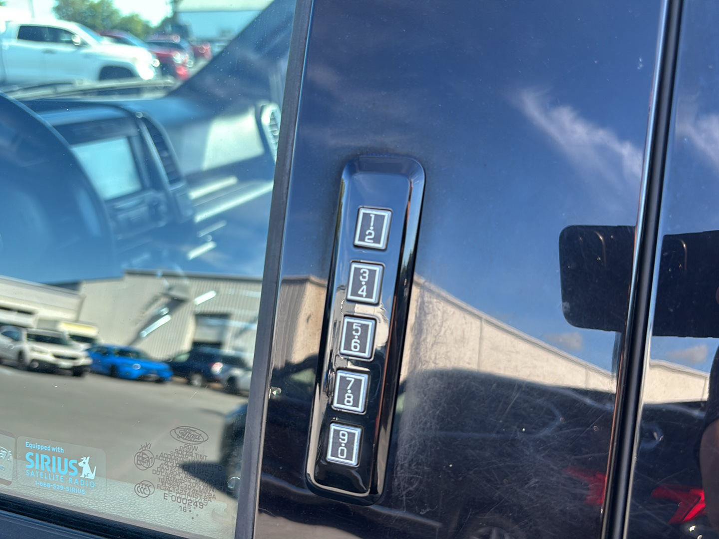 Used 2017 Ford F150 XLT w/ Equipment Group 302A Luxury AWD/4WD image 13