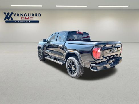 New 2026 GMC Canyon Denali w/ LPO, Denali Black Edition image 7