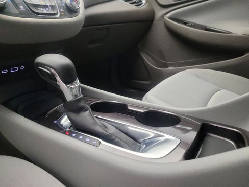 Used 2022 Chevrolet Malibu LS image 26