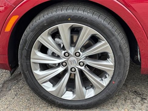 Used 2024 Buick Envista Avenir image 43